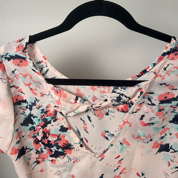 Japna Pink Flutter Sleeve Short Sleeve Blouse Size Medium - Picture 5 of 7